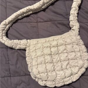 Wild Fable Cream Quilted Shoulder Bag- nwot!
